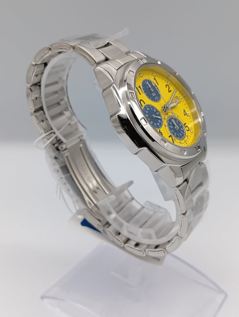 Seiko SND409 Cronografo Giallo e Navy — bracciale in acciaio con chiusura pieghevole (5 di 6)