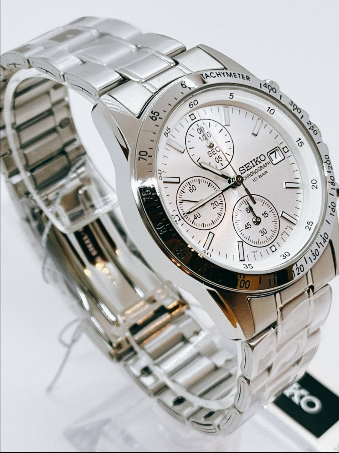 Seiko Spirit SBTQ039 Cronografo Bianco JDM — dettaglio corona e pulsanti (4 di 6)